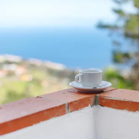 House Inmountain Holiday park Canico (Madeira)