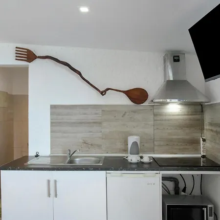 Holiday park House Inmountain Canico (Madeira)