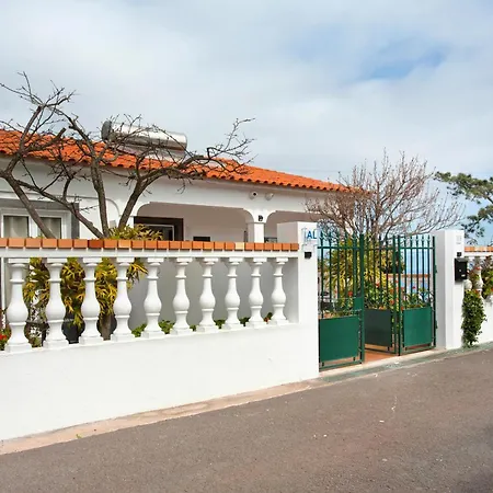 House Inmountain * Canico (Madeira)
