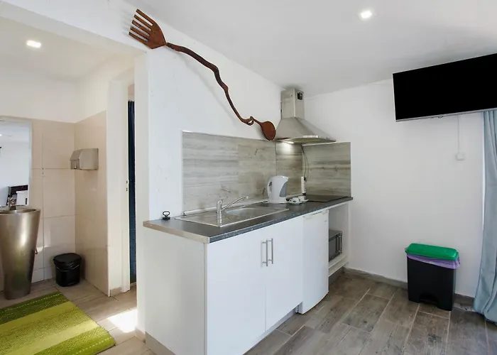 House Inmountain Holiday park Canico (Madeira)