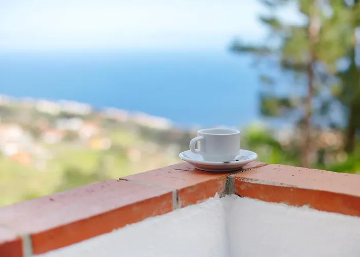 House Inmountain Holiday park Canico (Madeira)